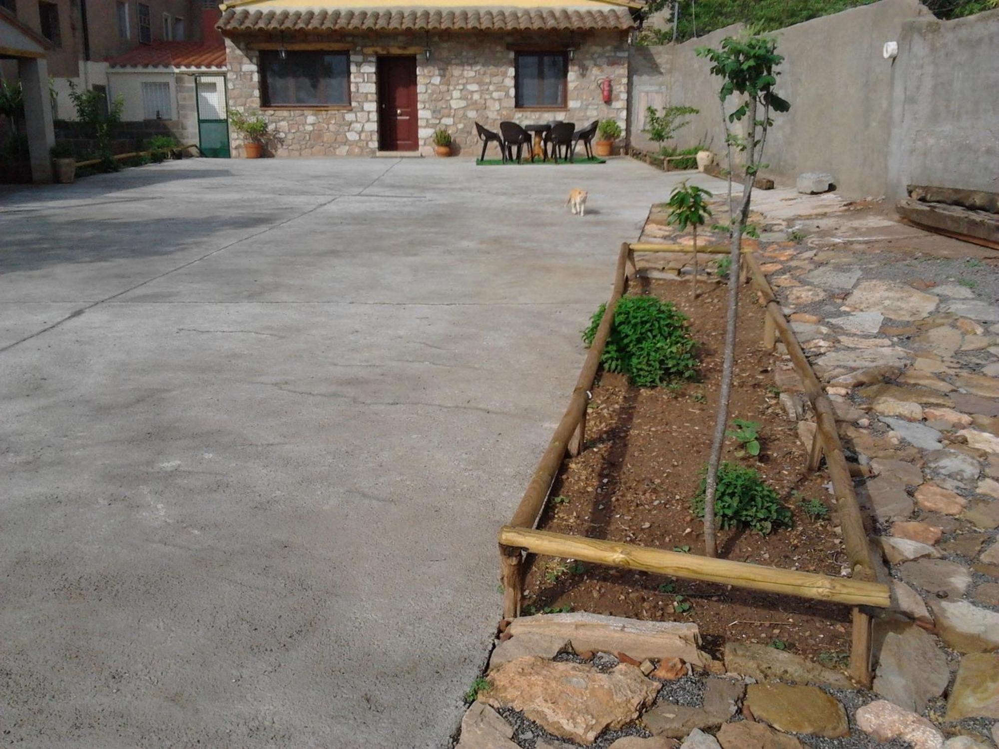 Los Aladros Holiday home La Puebla De Valverde